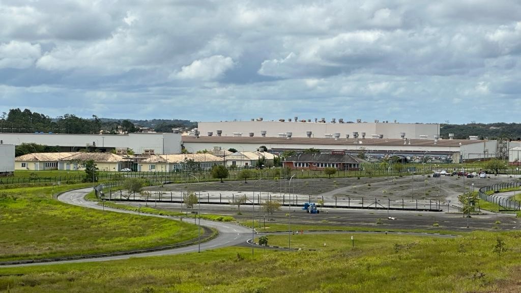Fábrica da BYD no Brasil atrasa e só estará em pleno funcionamento no fim de 2026