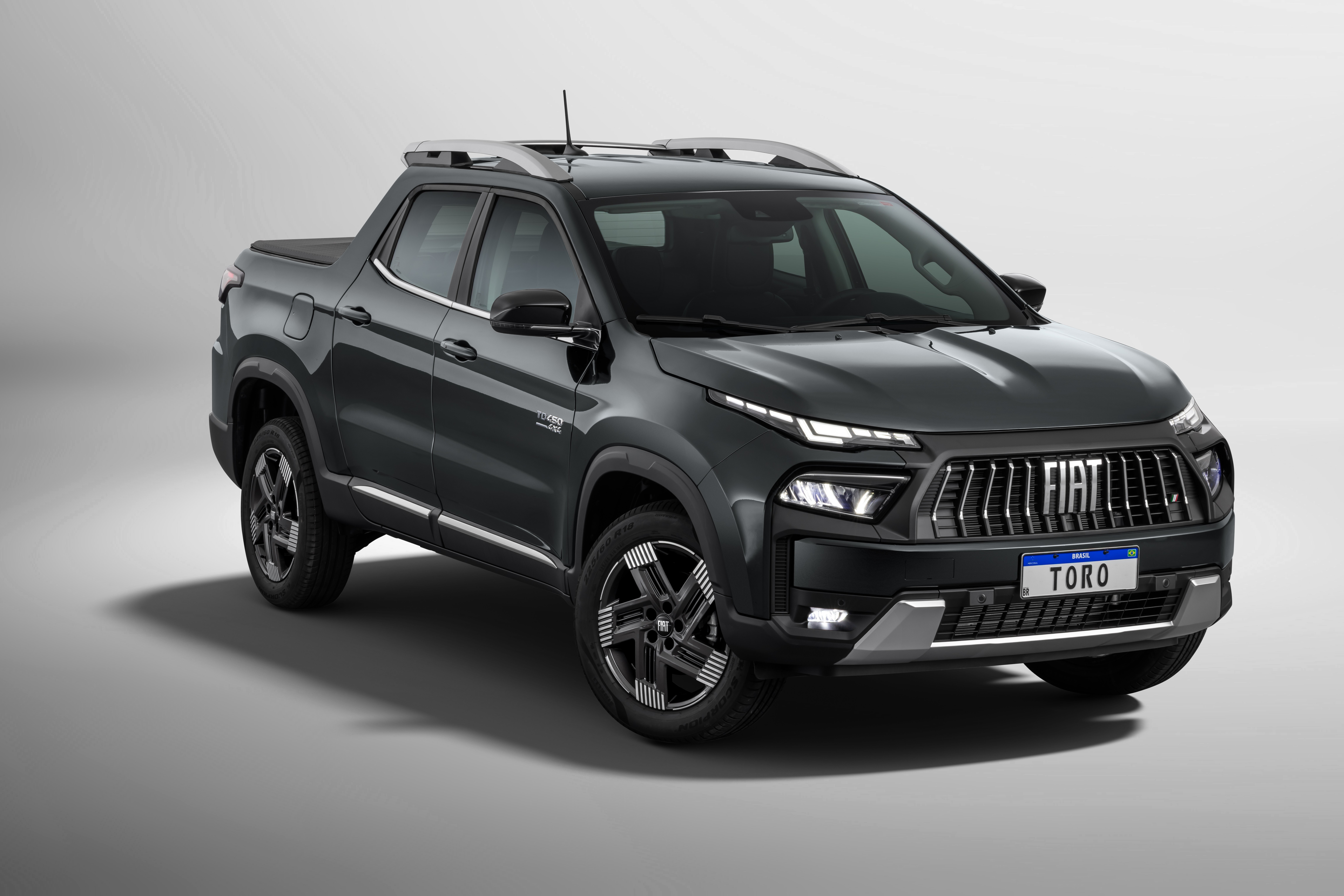 Fiat Toro tem recall no Brasil por risco de incêndio